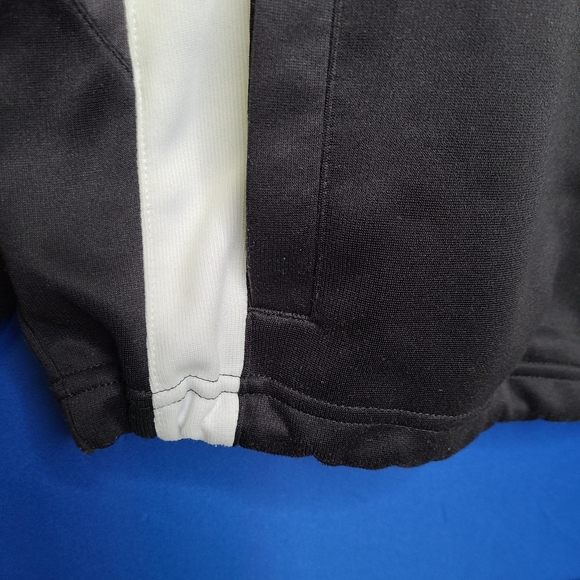 Champion black and white zip up - Picture 5 of 8